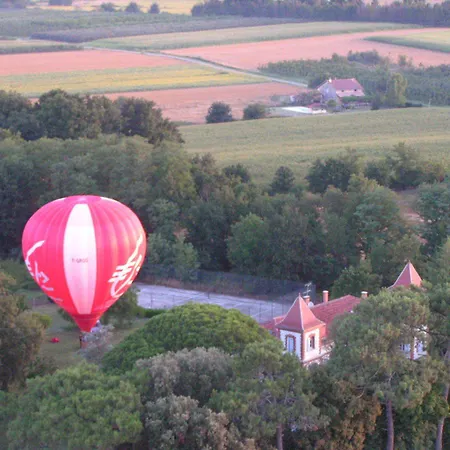 Manoir Des Chanterelles 4* Meauzac