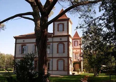 Manoir Des Chanterelles Bed & Breakfast 4*