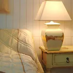 Manoir Des Chanterelles Bed & Breakfast
