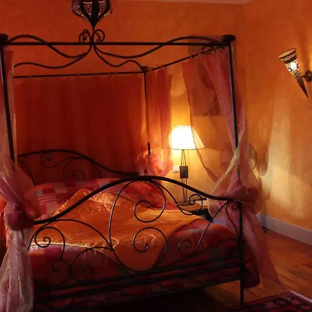 Manoir Des Chanterelles Bed & Breakfast