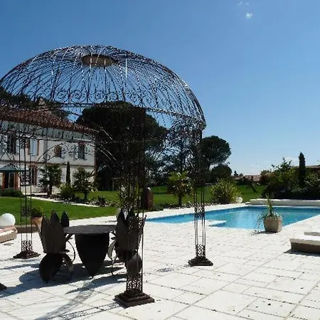 Manoir Des Chanterelles Bed & Breakfast Meauzac