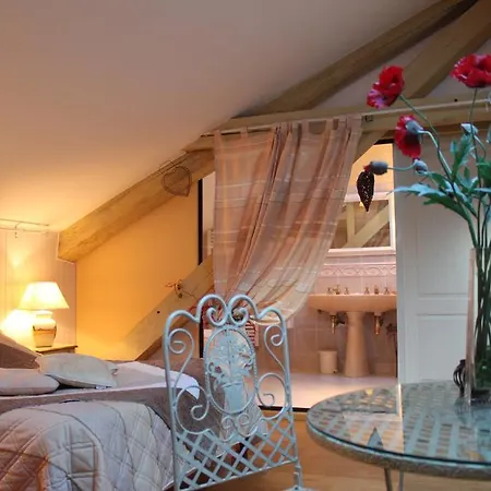 Manoir Des Chanterelles Bed & Breakfast Meauzac